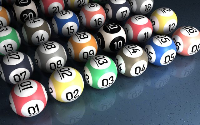 Hvad er sandsynligheden for at vinde i lotto? Den komplette matematiske forklaring